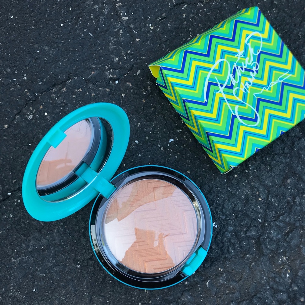 🆕🔥MAC Hot and Heavy Opalescent Highlighter🔥